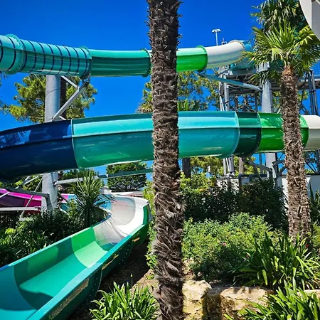 Mobil 4 Pers A - Api-1-52-1465 Кемпинг